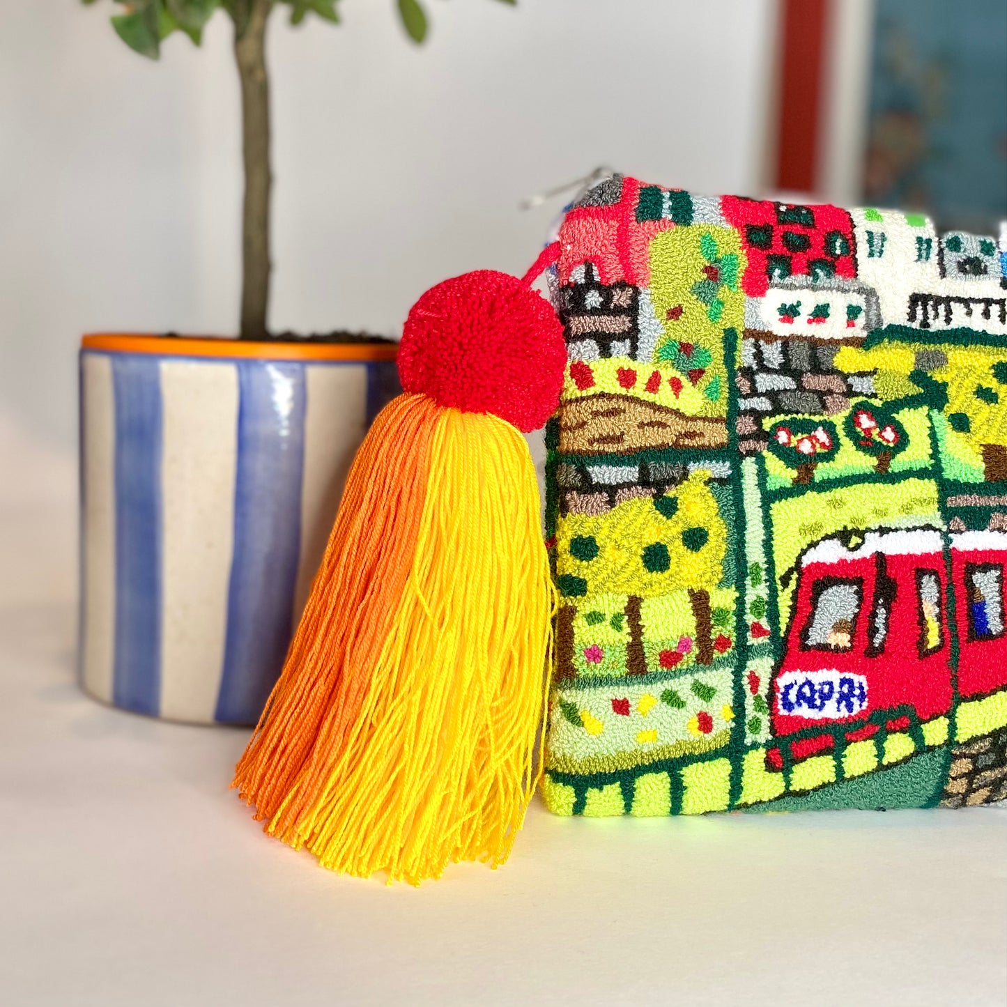 La Funicolare di Capri Woven Clutch